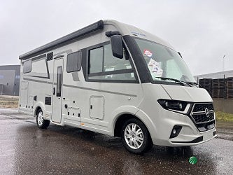 Eura Mobil Integra Line 726 EF Mercedes GT / Långbäddar