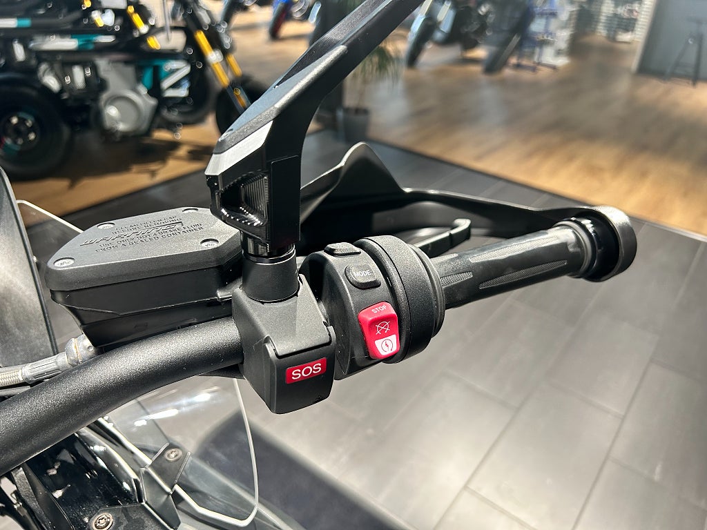 BMW R1250GS/Triple Black/Performance/3st väskor