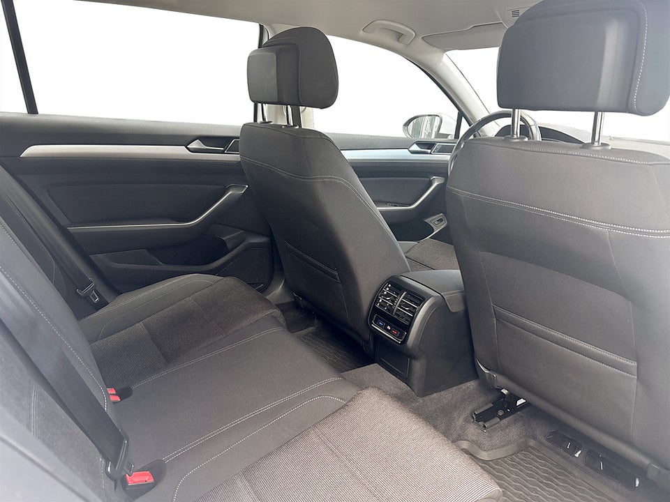 Bild på Volkswagen Passat Sportscombi Base 1.4 TSI 150hk CARPLAY P-SENSORER
