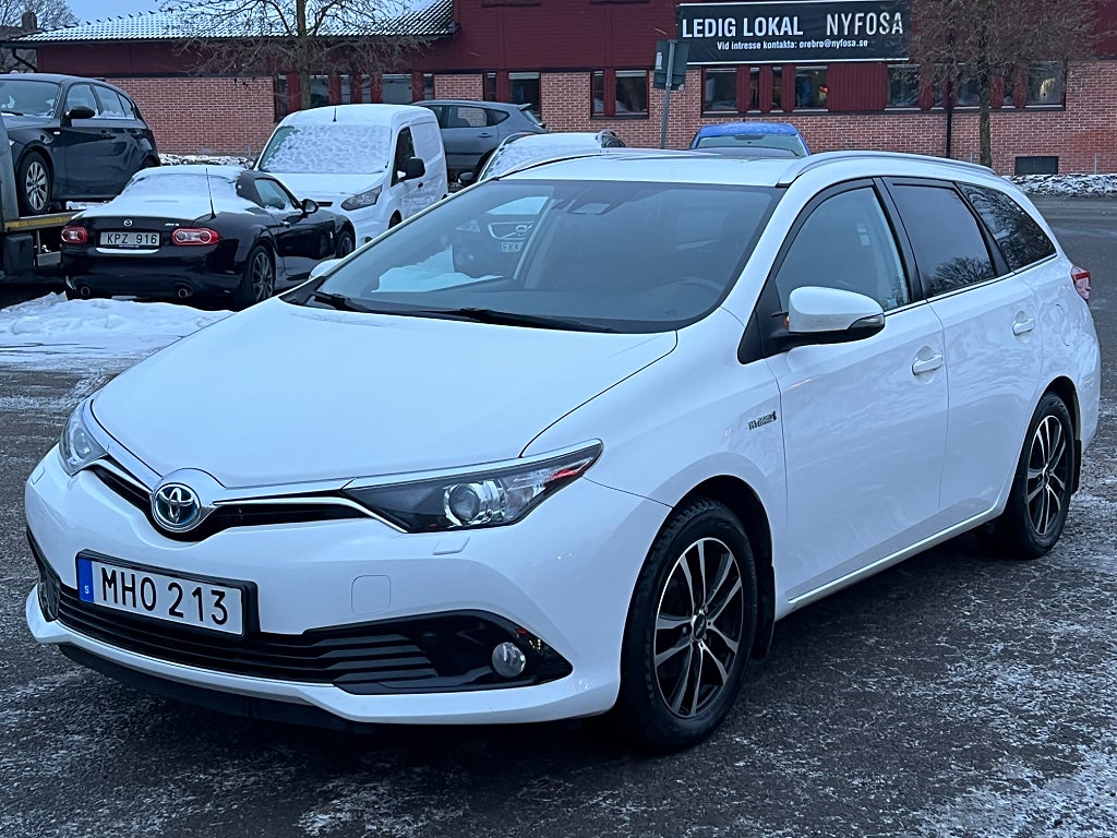 Toyota Auris Touring Sports Hybrid e-CVT Active Plus, Comfort Euro 6