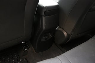 Halvkombi Kia Rio 21 av 23