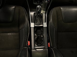 Volvo XC60 T6 AWD Aut R-Design S&V-däck/M&D-värm/Drag/Kamera