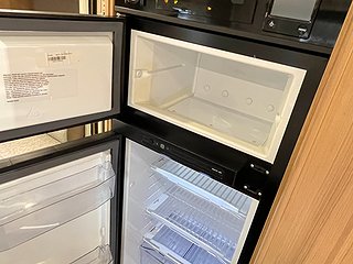 Husbil-halvintegrerad Adria MATRIX PLUS 670 SL 17 av 19
