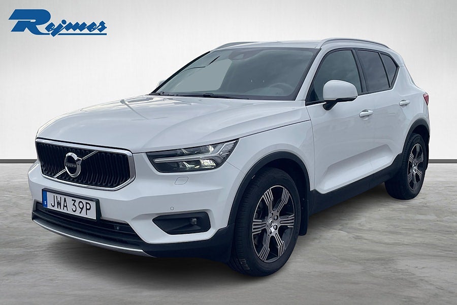Volvo XC40 B4 FWD Bensin Momentum Advanced SE