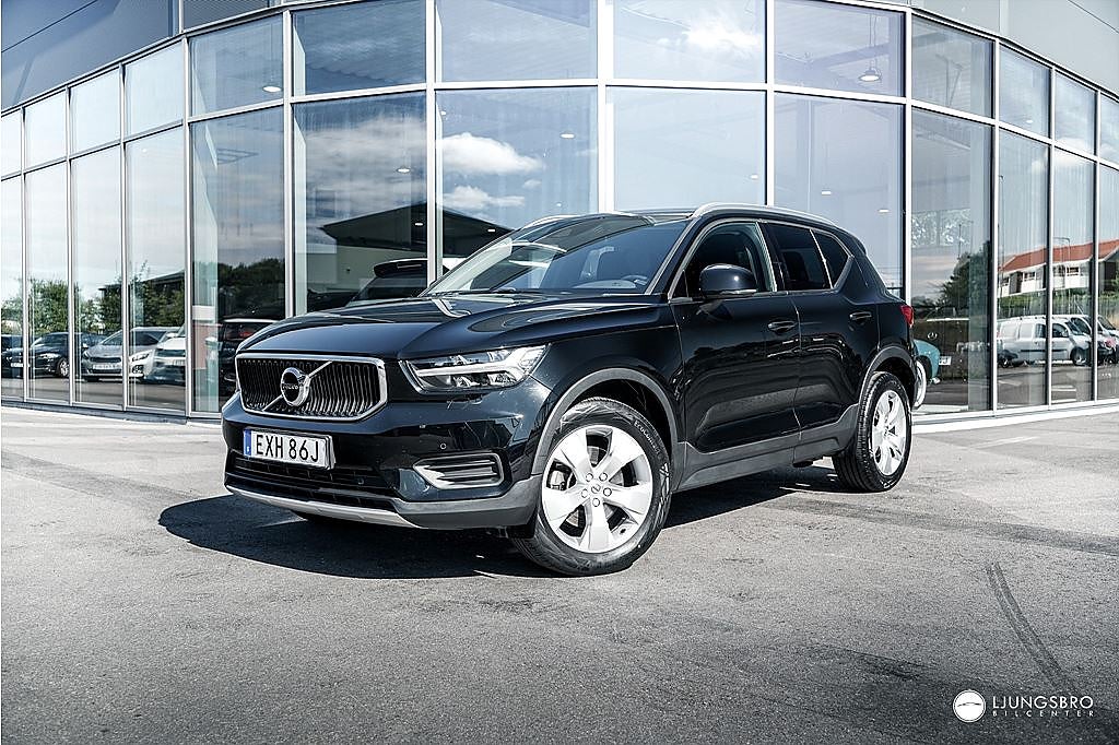 Volvo XC40 D4 AWD Momentum 190hk / Dragkrok