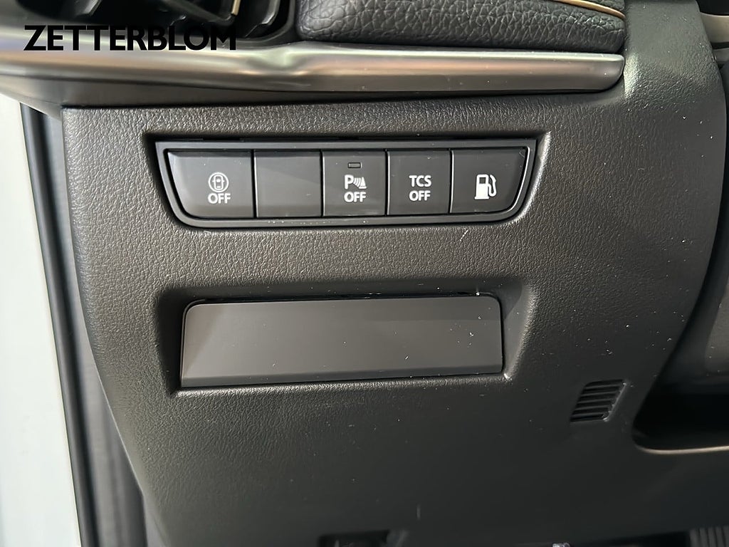 SUV Mazda CX-60 15 av 19