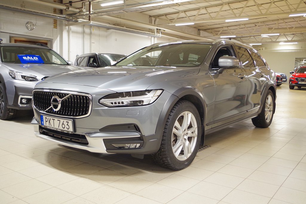 Volvo V90 Cross Country D4 AWD Geartronic Momentum, Plus 