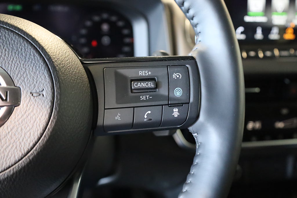 Nissan Qashqai 1.3 DIG-T XTRONIC-CVT N-Connecta Navi 360° Kamera Drag 2022