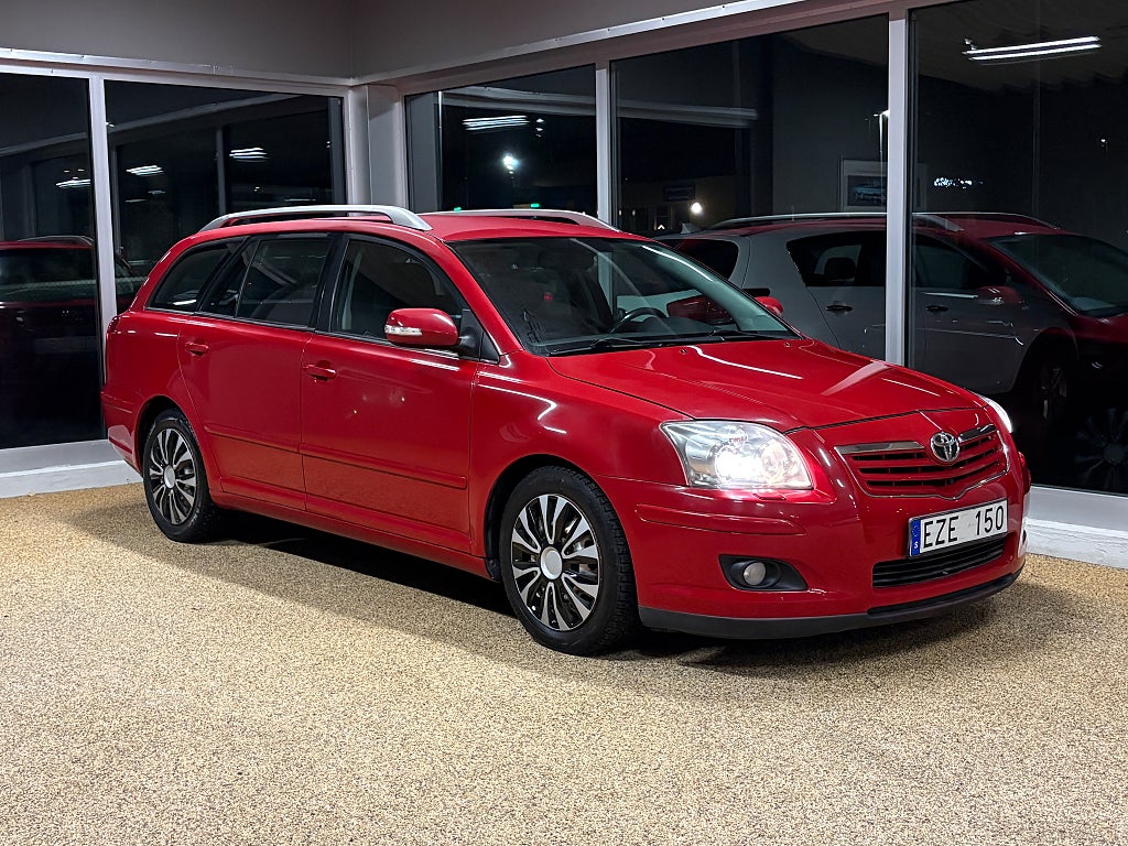 Toyota Avensis Kombi 2.0 D-4 VVT-i Drag Farthållare 