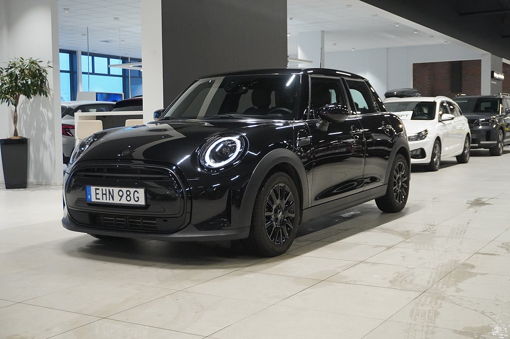 MINI Cooper 4,95% ränta 5dr Experience Navi CarPlay Kamera Komfort Keyless