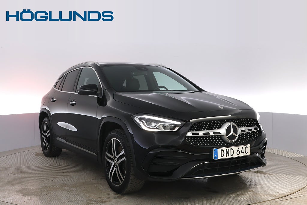 Mercedes-Benz GLA 250 e AMG Widescreen Värmare Drag V-hjul Moms