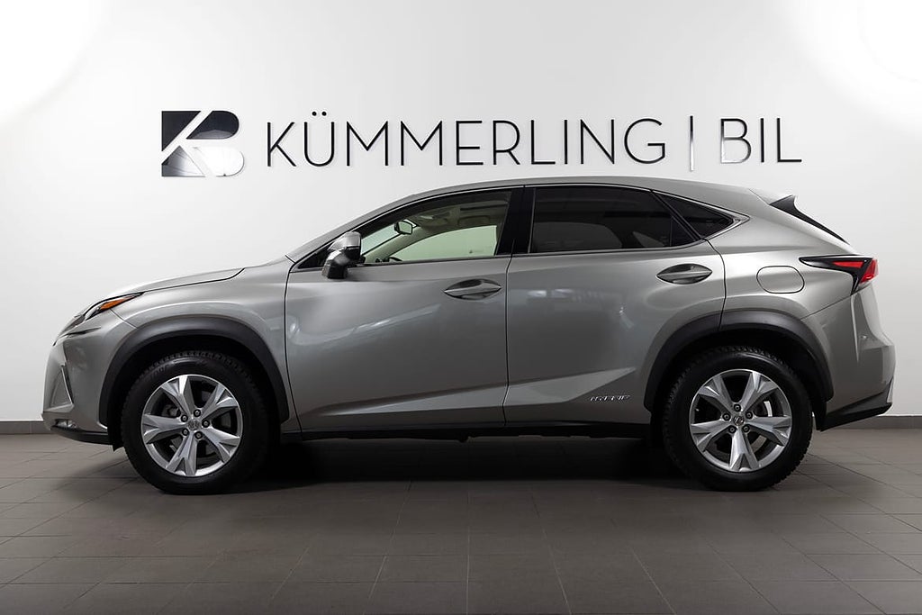 Lexus NX 2.5 AWD E-CVT 197hk Executive Premium Pano/Drag/...