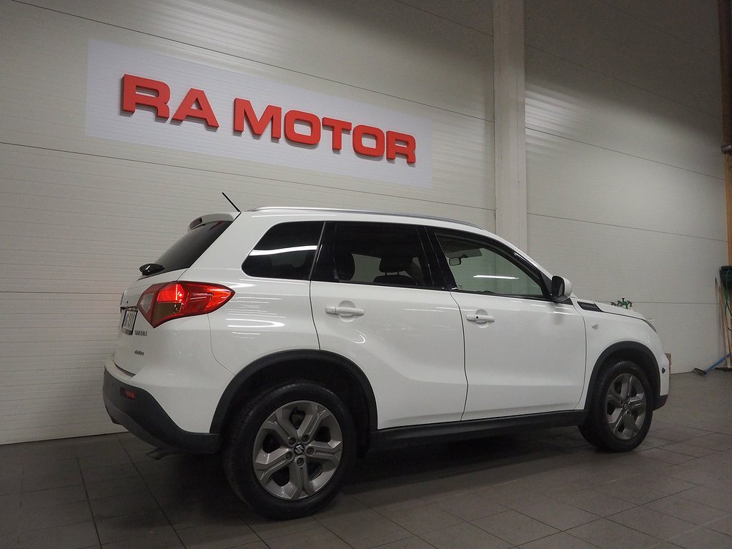 Suzuki Vitara 1.6 4WD AUTOMAT Exclusive | M-Värm | Kamera 2016