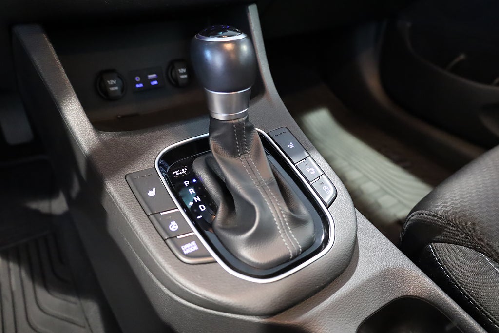 Hyundai i30 1,4 T-GDi 140hk Kombi Aut M-värme Kamera Keyless 2020