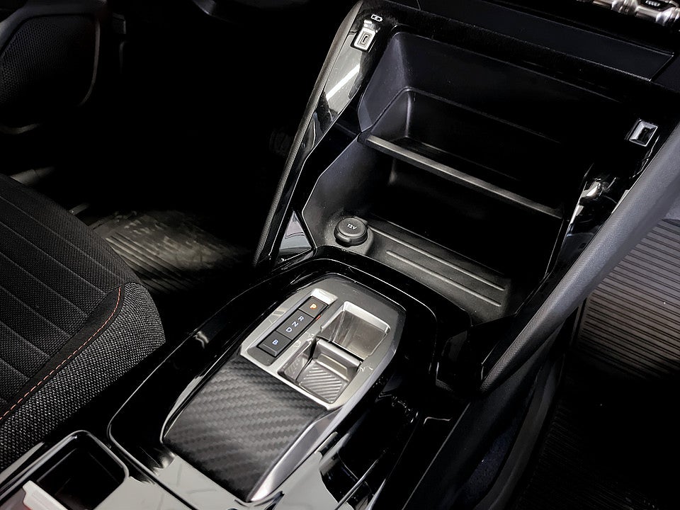 Bild på Peugeot E-208 Active Pack 50kWh 136hk Aut CARPLAY P-SENSORER