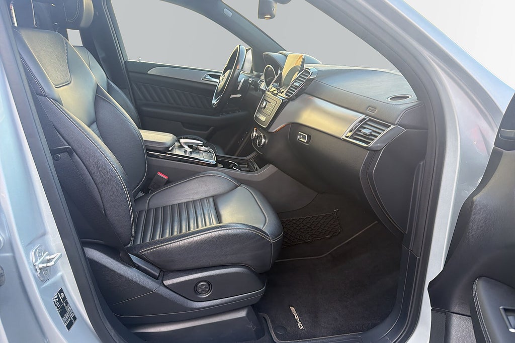 Mercedes-Benz GLE 2016