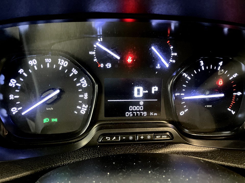 Bild på Citroën Jumpy Business Premium 2.0 BHDi 145hk Aut L3 B-KAMERA DRAG