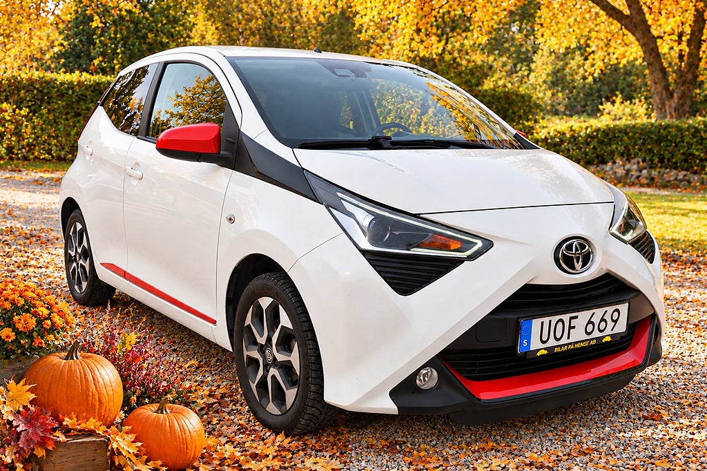 Toyota Aygo 5-dörrar 1.0 VVT-i Manuell, 72hk X-PLAY