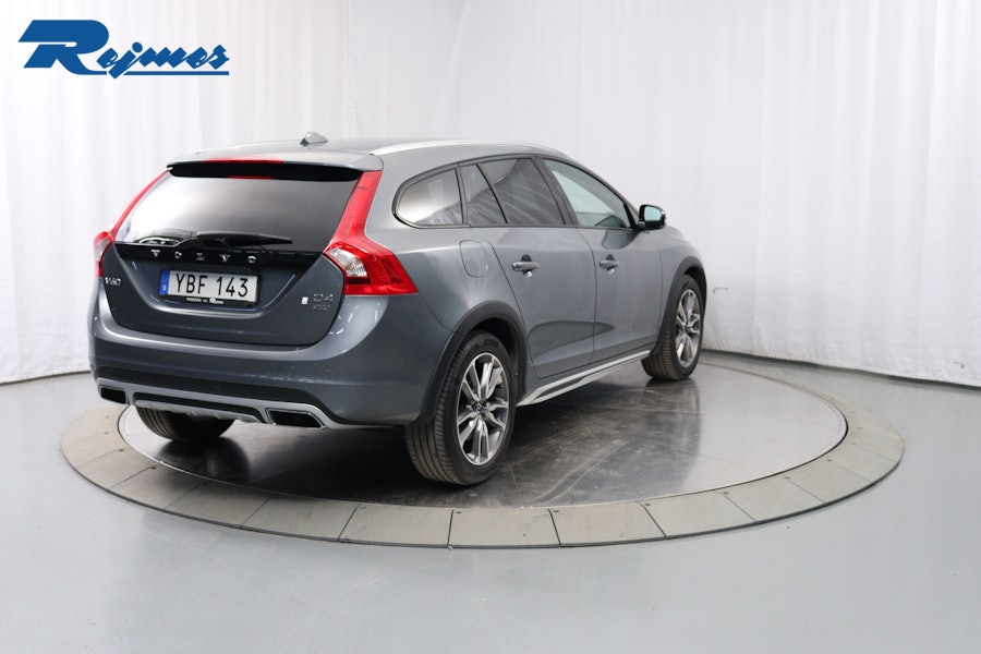 Volvo V60 Cross Country 2016, bild 4/59
