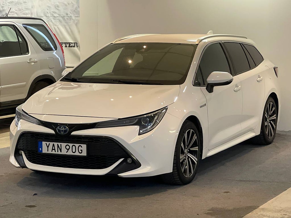 Toyota Corolla TOURING SPORTS HYBRID E-CVT STYLE AUTOMAT NY SERVAD