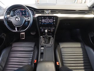 Kombi Volkswagen Passat 14 av 25