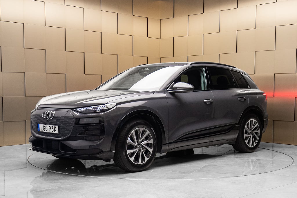 Audi Q6 E-Tron Comfort Tech Plus / Moms / Matrix / 360
