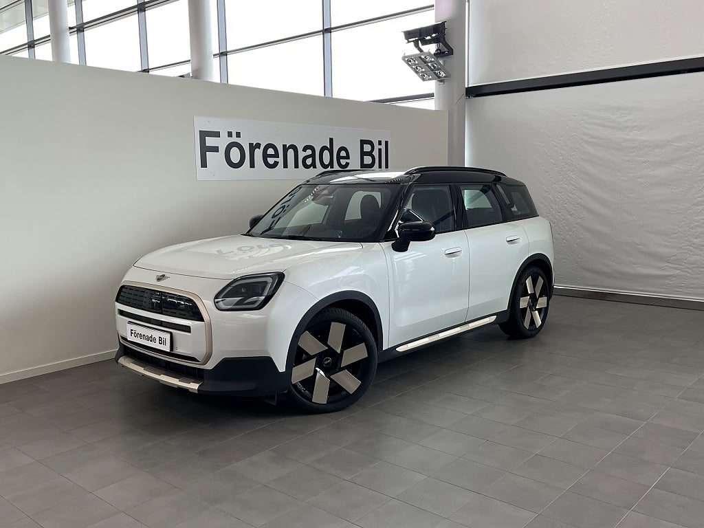 MINI Countryman E Favoured Trim Paket S Vinterhjul ingår*!