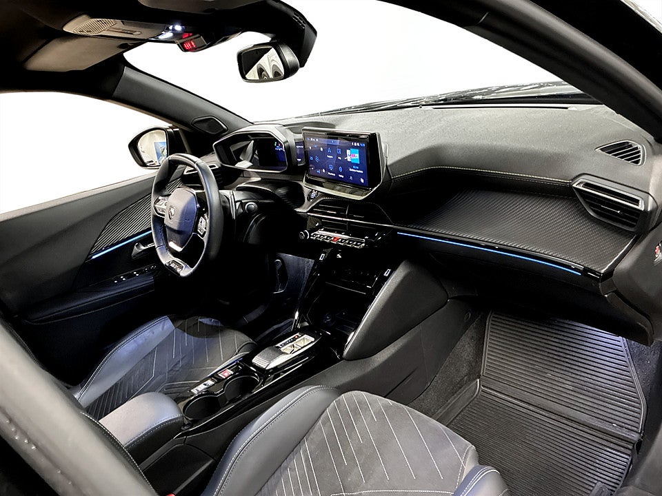 Bild på Peugeot 2008 GT 1.2 PT 130hk Aut B-KAMERA CARPLAY
