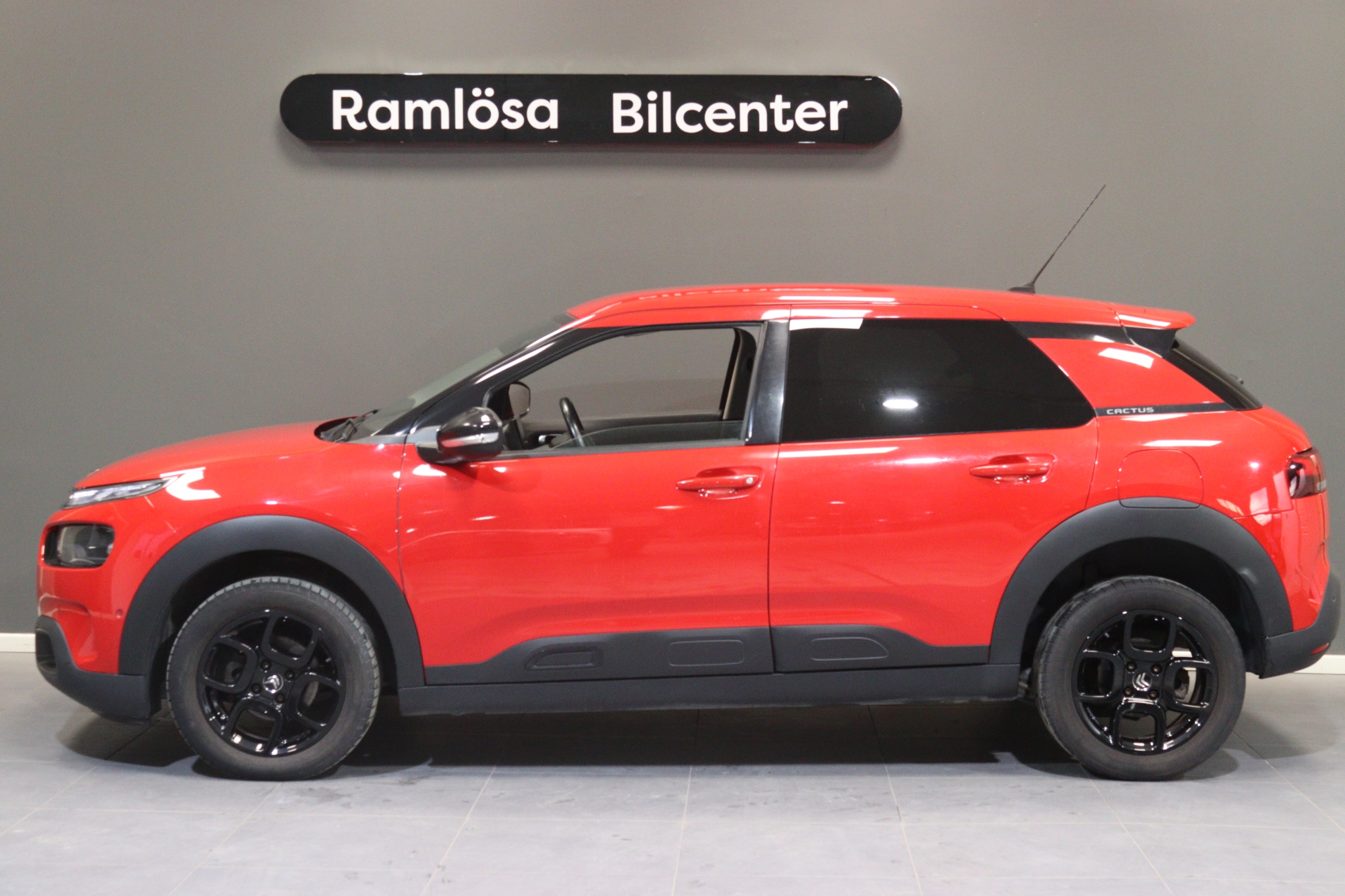 Citroen C4 Cactus 2018, bild 2/56