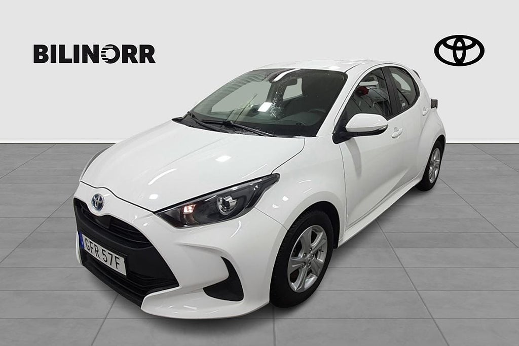 Toyota Yaris Hybrid 1,5 5D ACTIVE V-HJUL