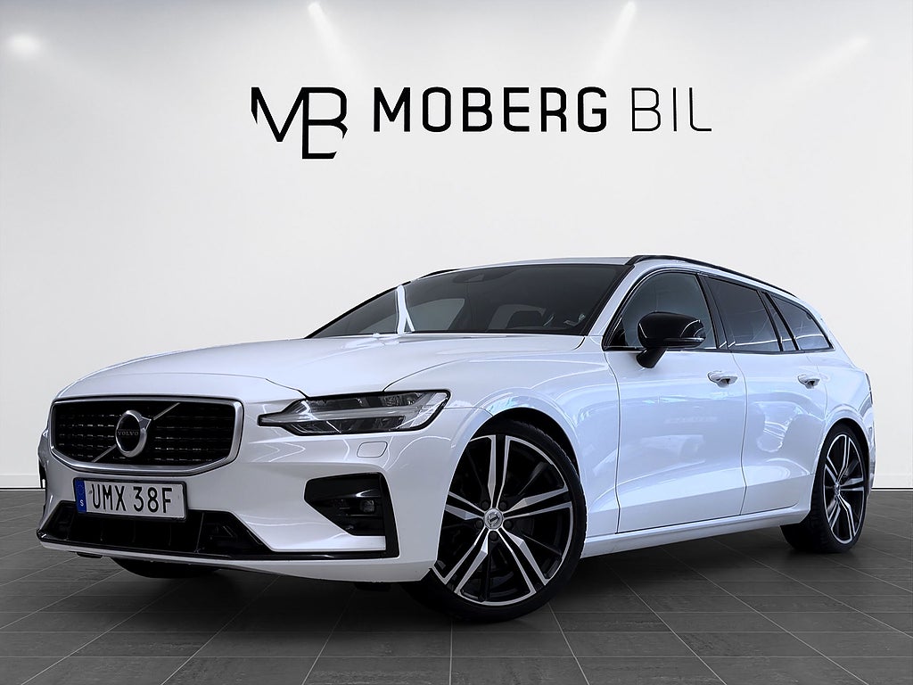 Volvo V60 T6 AWD 310hk R-Design HUD Pano Värmare B-Kamera