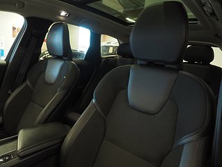 SUV Volvo XC60 15 av 24