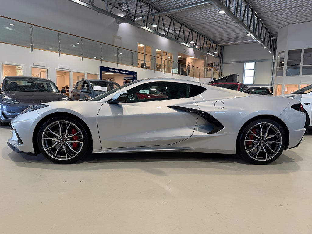 Chevrolet Corvette 2023 - miniatyr 6