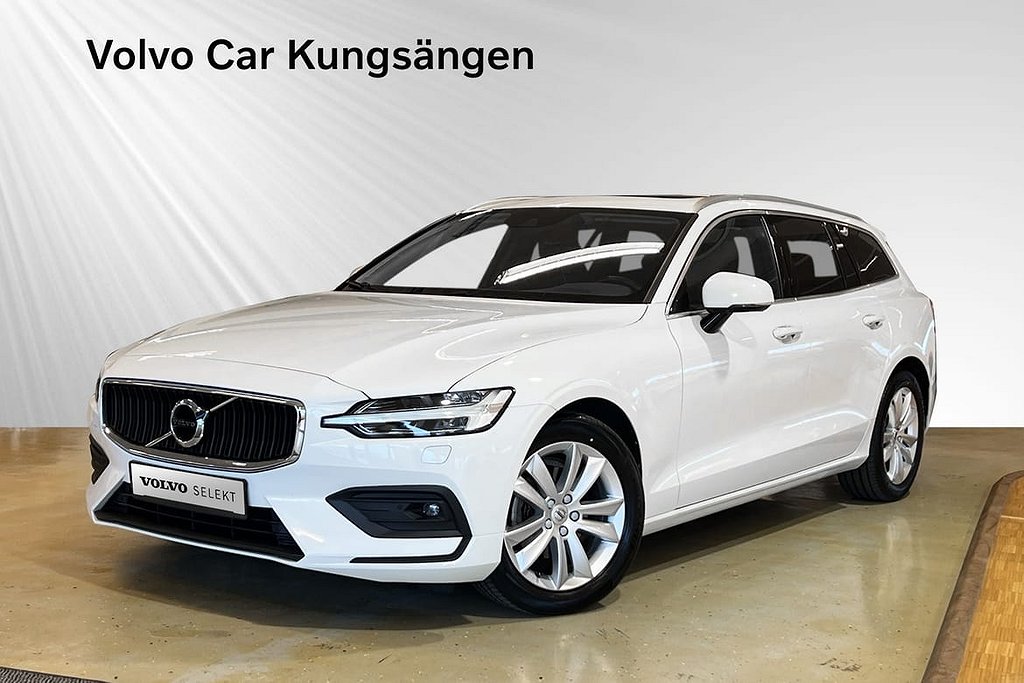 Volvo V60 B4 Bensin Momentum Advanced Edition PANO