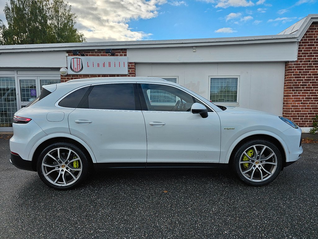 Porsche Cayenne E-Hybrid TipTronic S Bra spec! 