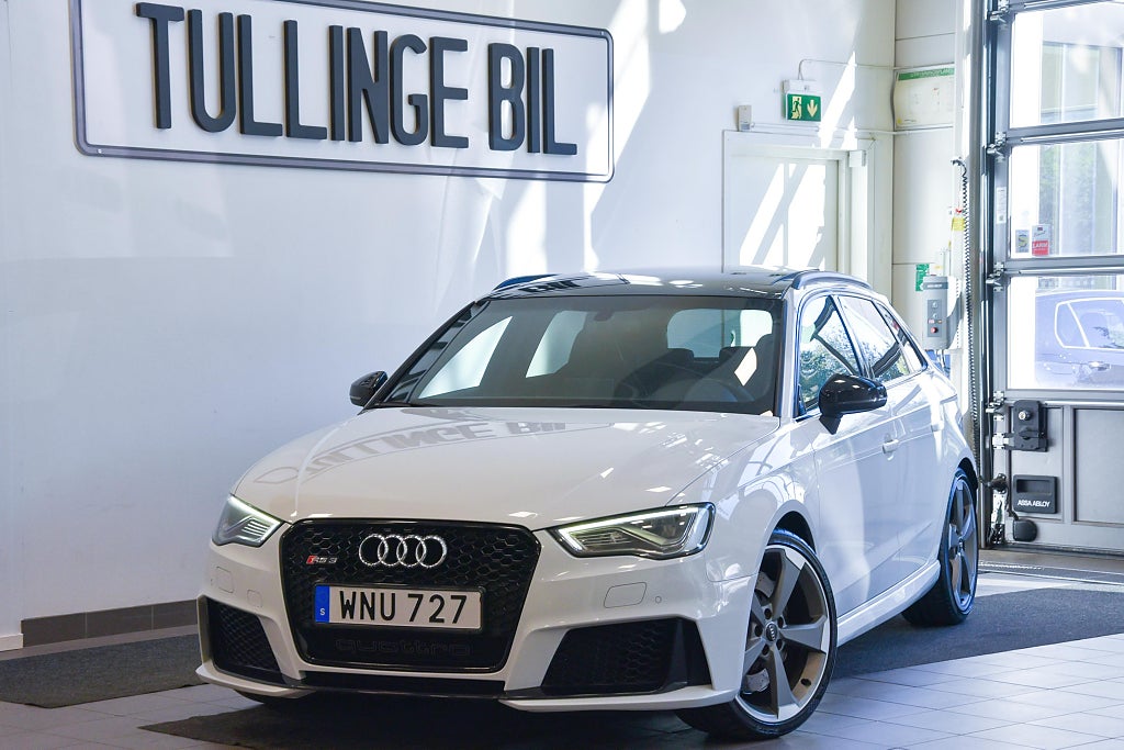 Audi RS3 2.5 Q Pano B&O Matrix RS-Stolar RS-Avgas Magnetic Ride