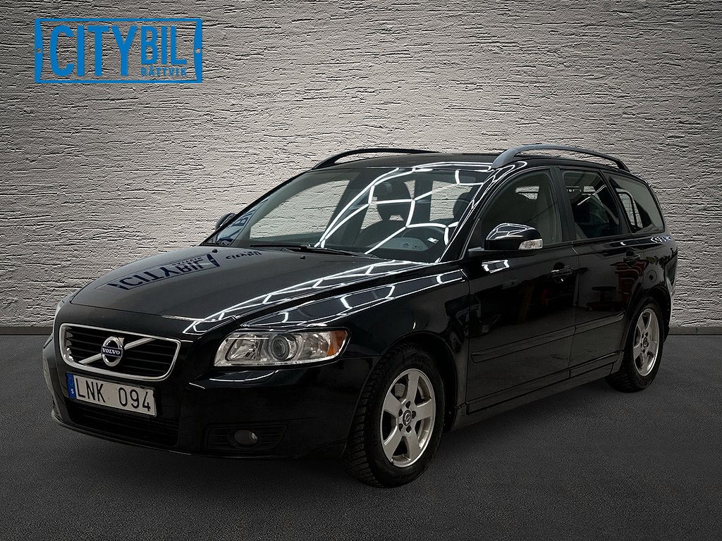 Volvo V50 V50 D2 115hk Momentum 6 växlad Euro 5