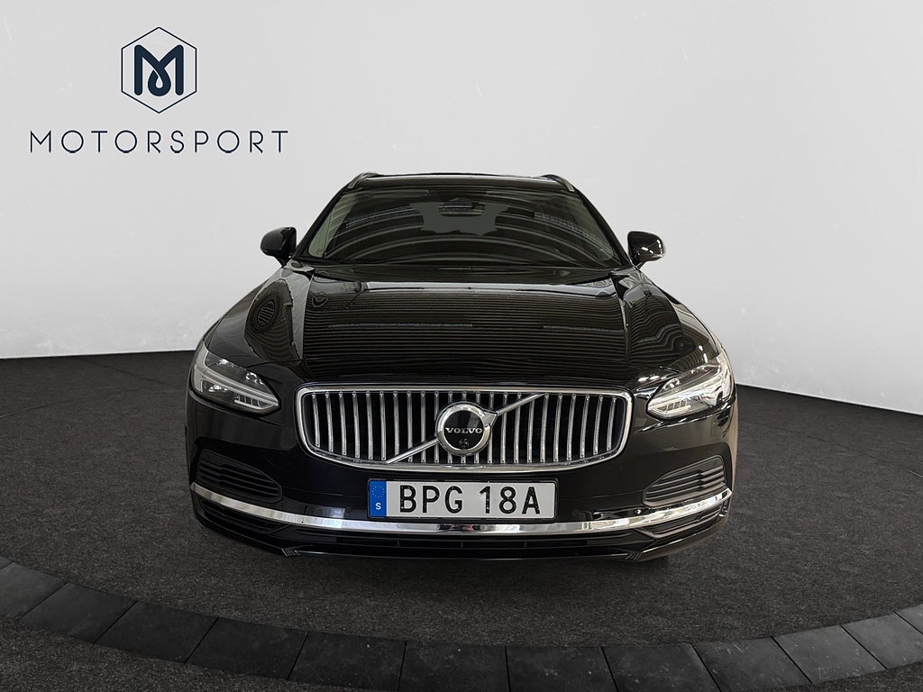 Volvo V90 Recharge T6 AWD Aut Core Edition Adaptiv fart Helskinn bild 10