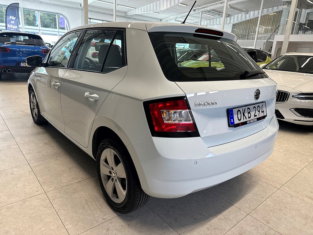 Skoda Fabia 1.2 TSI 90HK Motorvärm/Lågamil