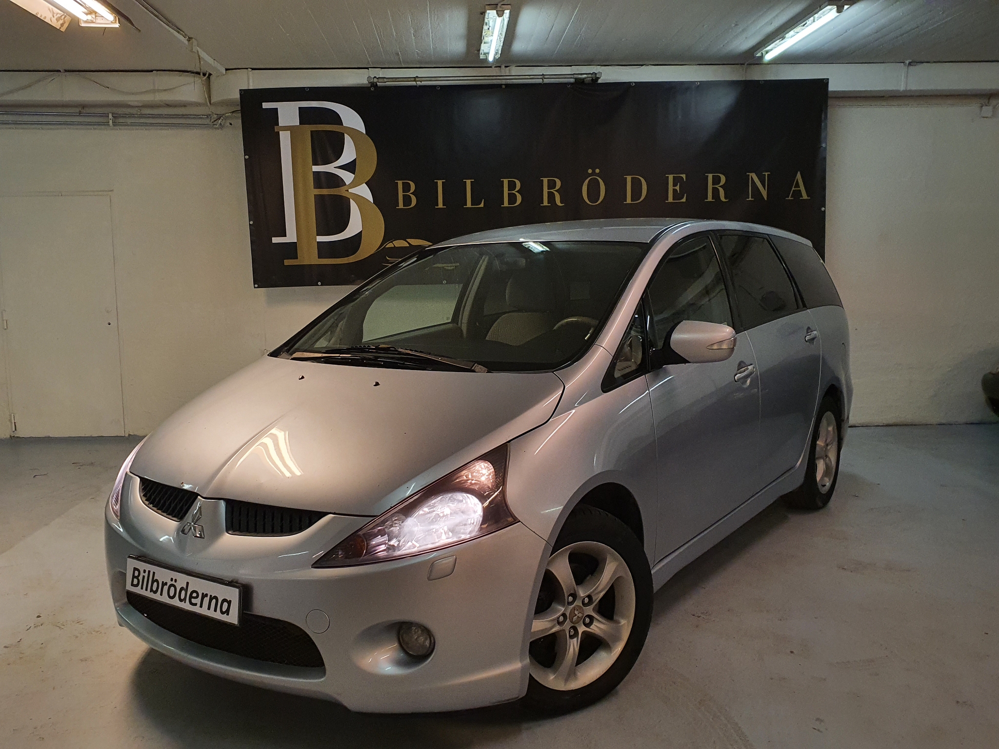 Mitsubishi Grandis