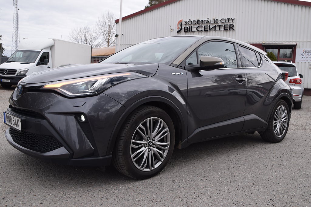 Toyota C-HR 2.0 Hybrid CVT Executive Euro 6 CarPlay Skinn Navi