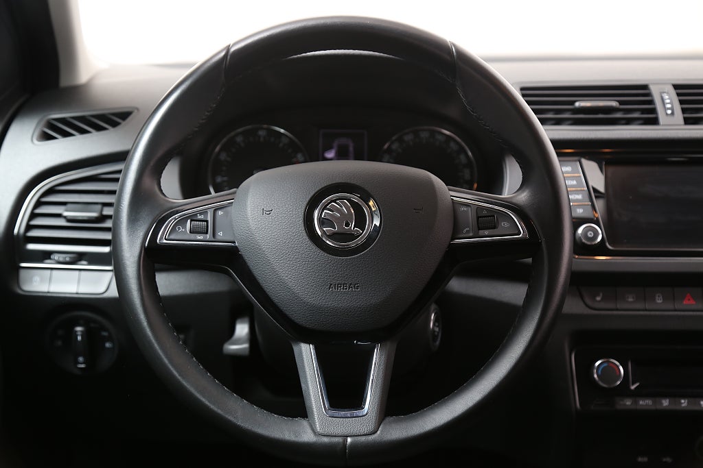 Skoda Fabia 1,0 TSI 95hk Style Kombi | 1ägare I Motorvärmare 2018