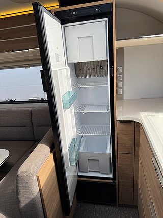 Husvagn, 1-axl Adria Adora 613 HT 6 av 14