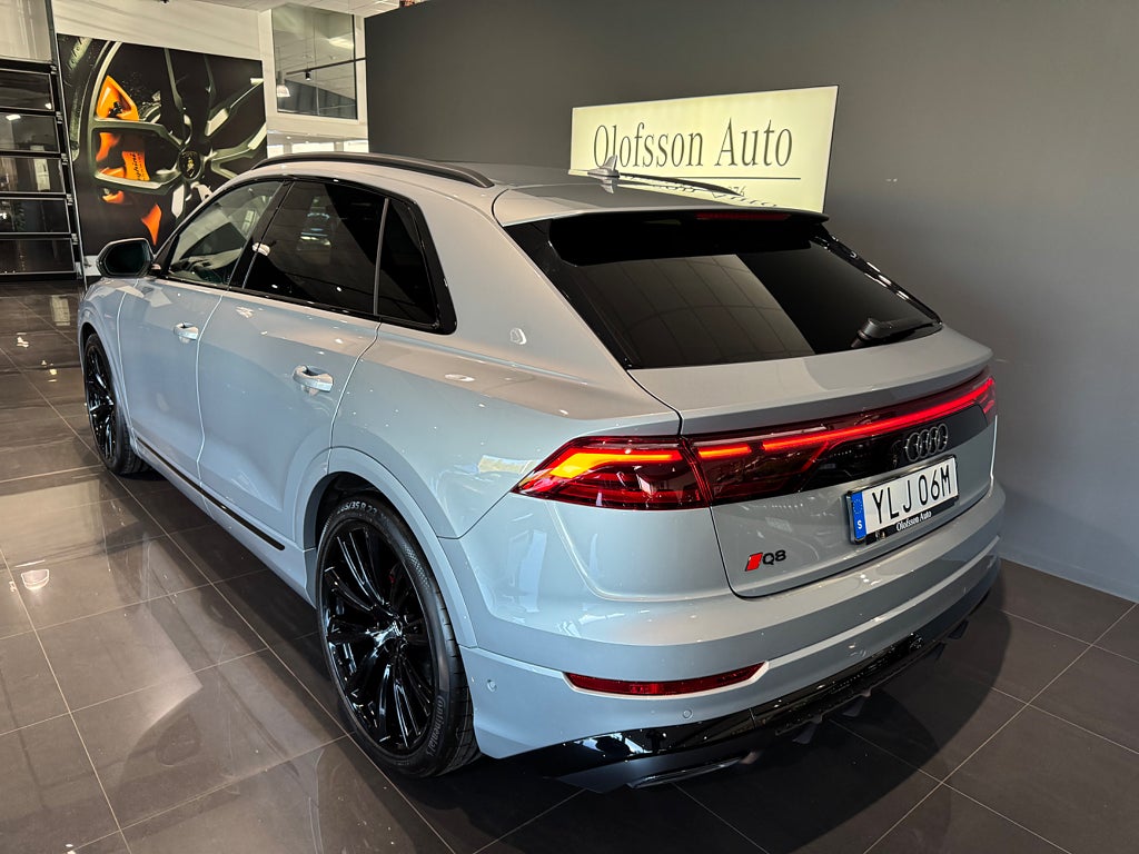 Audi Q8 50 TDI quattro S Line Selection Panorama B&O Värmare - bild 14