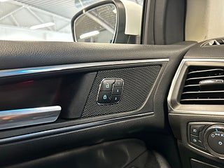 Ford Edge 2.0 AWD Titanium Drag/Kamera/S&V-Däck/Skinn/Pano/Elstol – bild 18