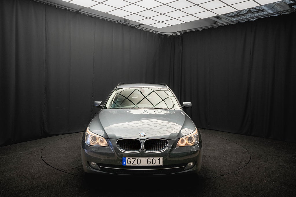 BMW 523I DAKOTA LÄDER DRAG P-SENSORER 3-ÄGARE 190hk