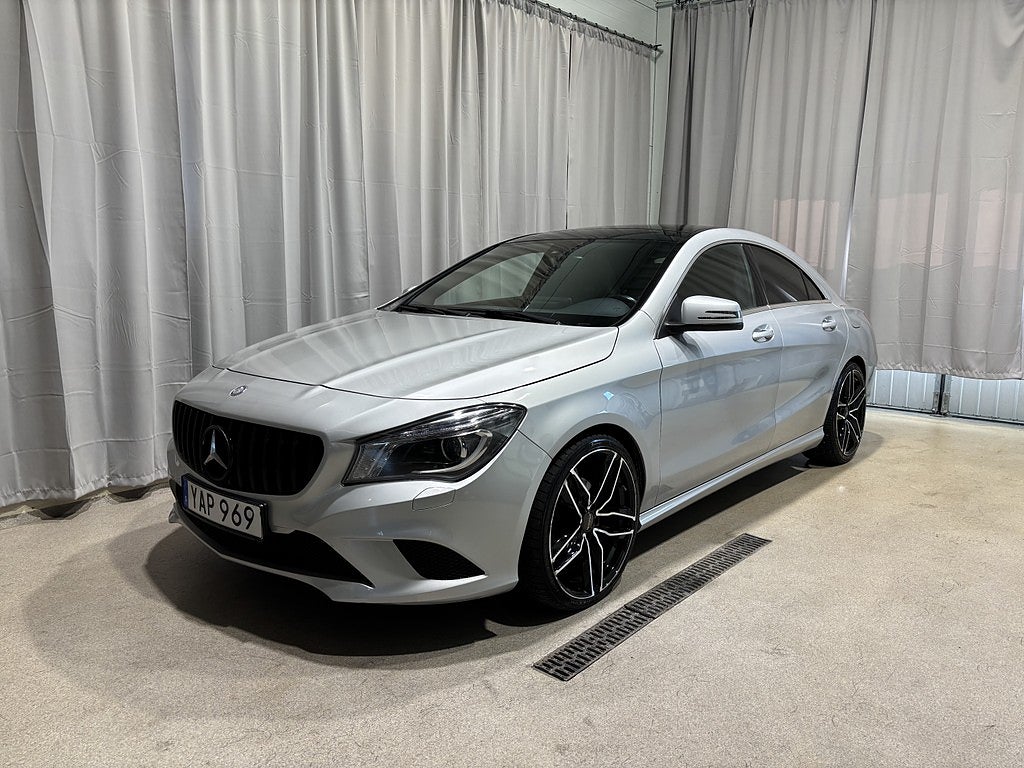 Mercedes-Benz CLA 200 7G-DCT Urban Line Bkam Pano Skinn Navi Drag Ambligh