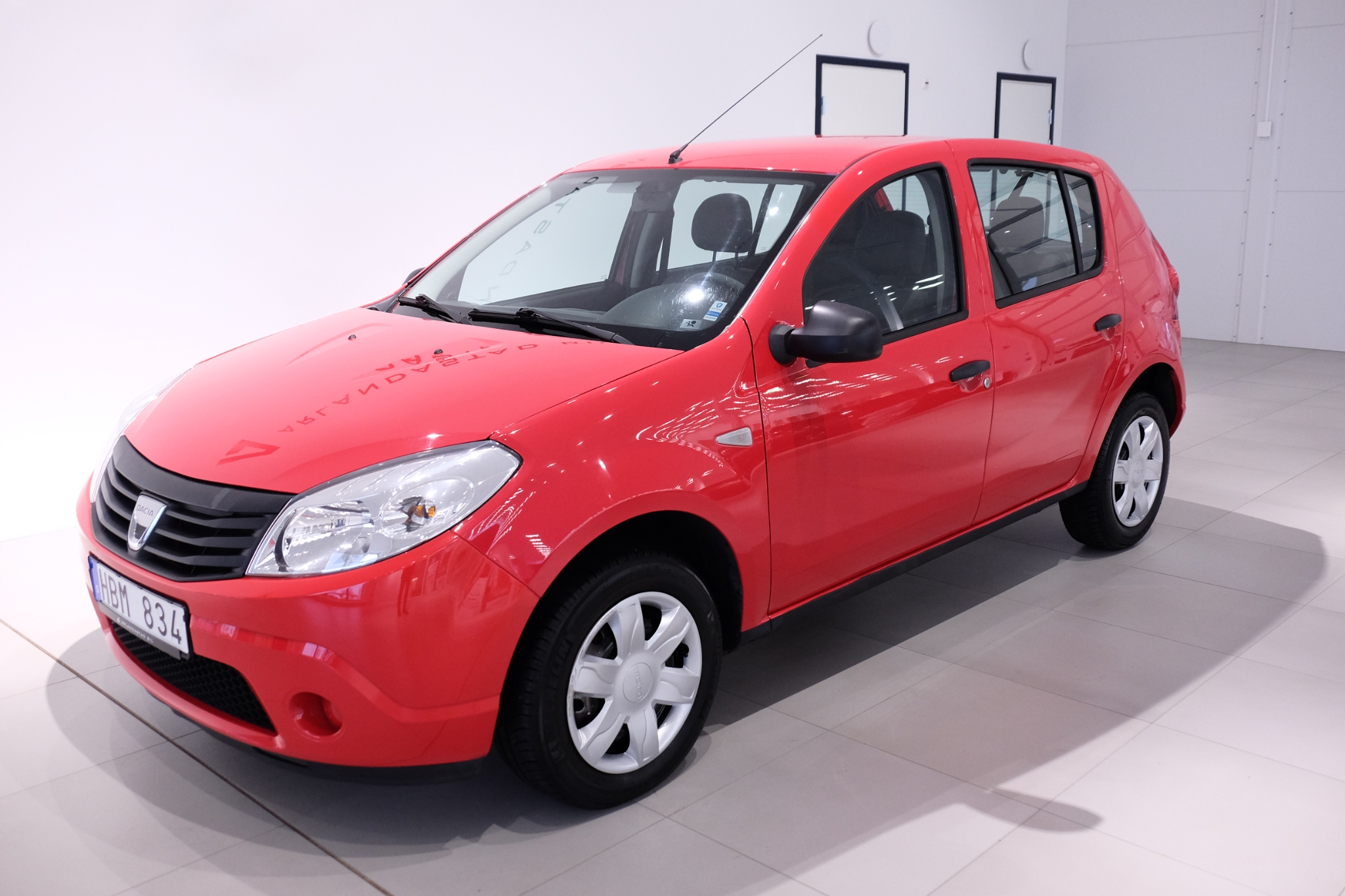 Dacia Sandero 1,6 87hk E85 2010, bild 2/34