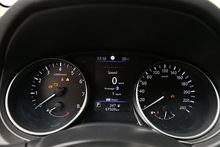 SUV Nissan Qashqai 18 av 28