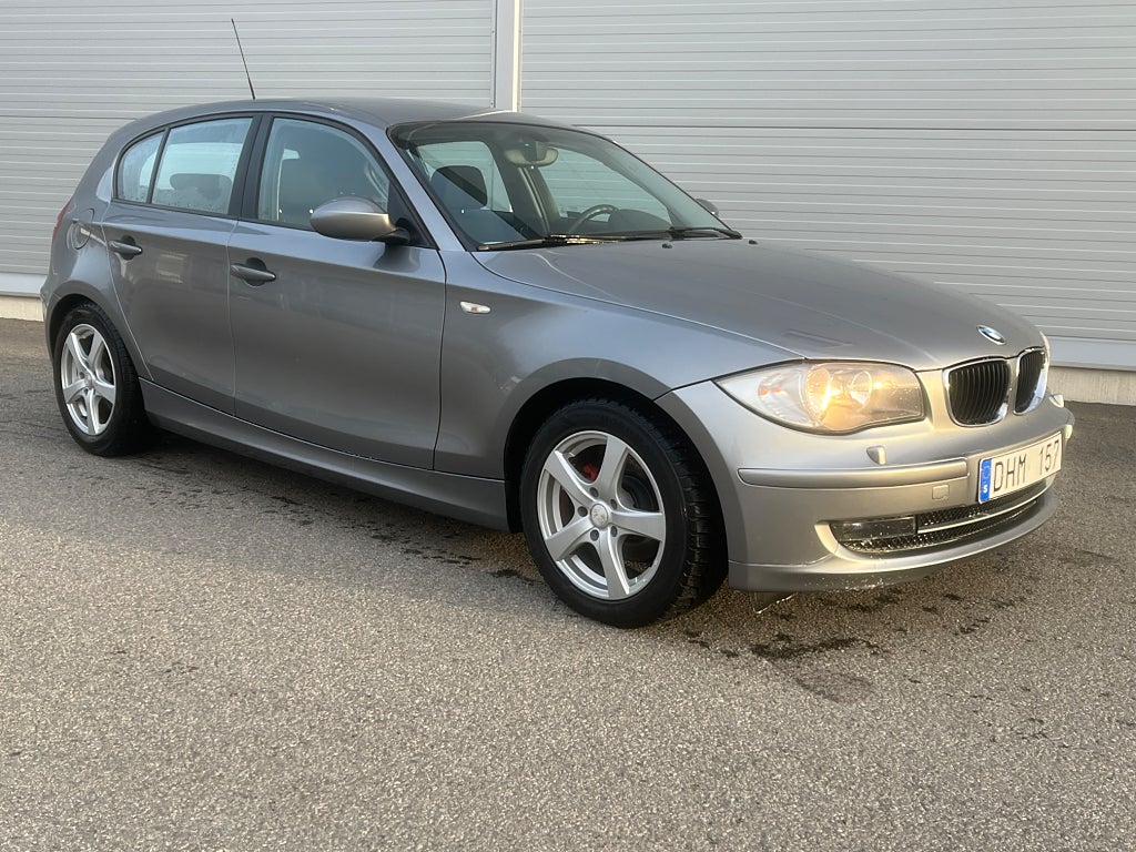 BMW 118 d 5-dörrars Advantage *S&V hjul,motorvärmare*